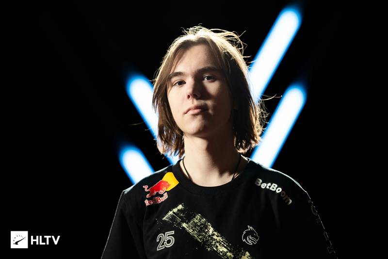 表明他们即 表明他们即